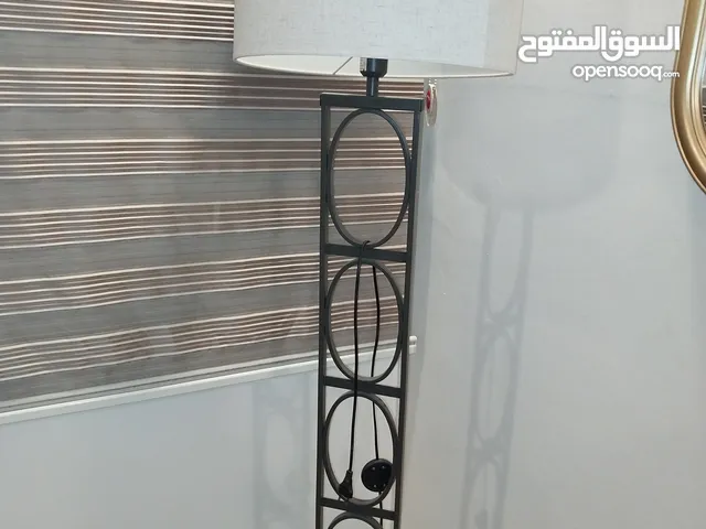 طقم كنب حاله جيد جدا لينن امريكي منجد من سنتين