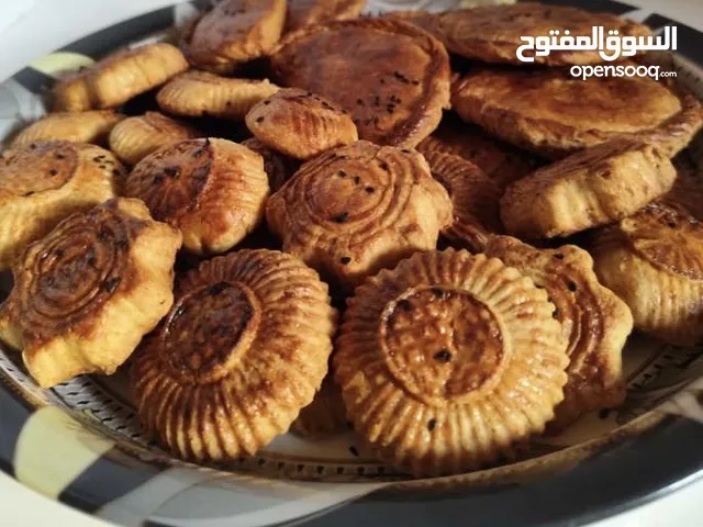 كعك يمني طازج ولذيذ