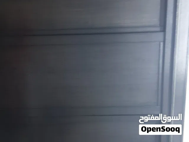 خزانه كل شي فيها تمام الا حسابات الجوارير