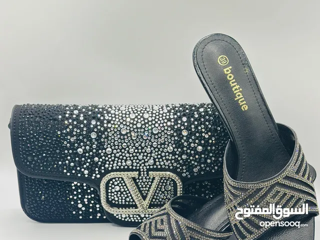 اطقم احذيه كعب وفلات وشوزات لطلب وات ساب