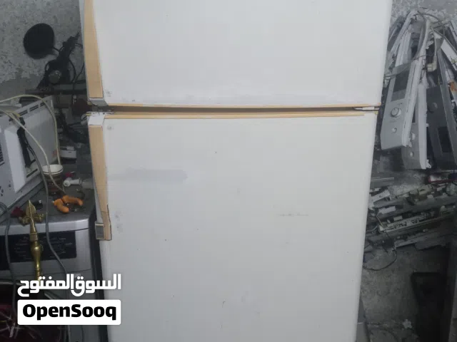 ثلاجة فالكون 24 قدم مختومة شركة تبريد ممتاز بسعر مغري 55 دينار عمان الهاشمي الشمالي