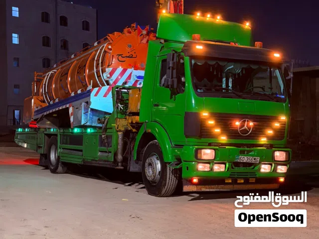 ونشات الأقصى 24 ساعه داخل عمان وخارجها ( نقل سيارات،بضائع، عدد صناعيه )