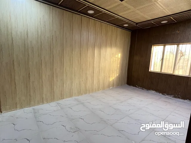 مشتمل طابق ثاني للايجار الموقع الجنينة قرب شارع البهو