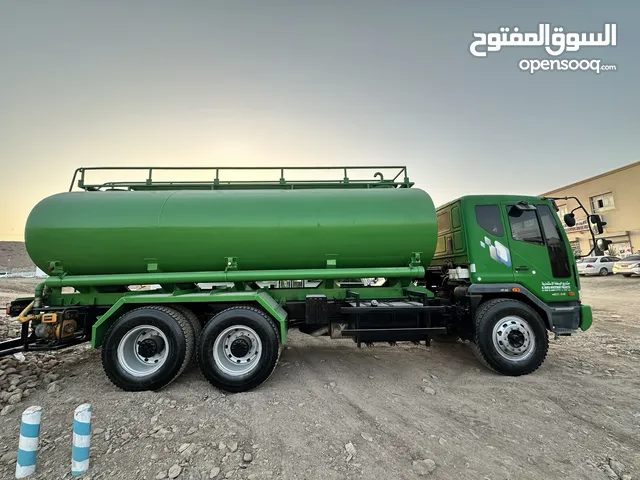 صهريج مياه 5000 جالون اخضر