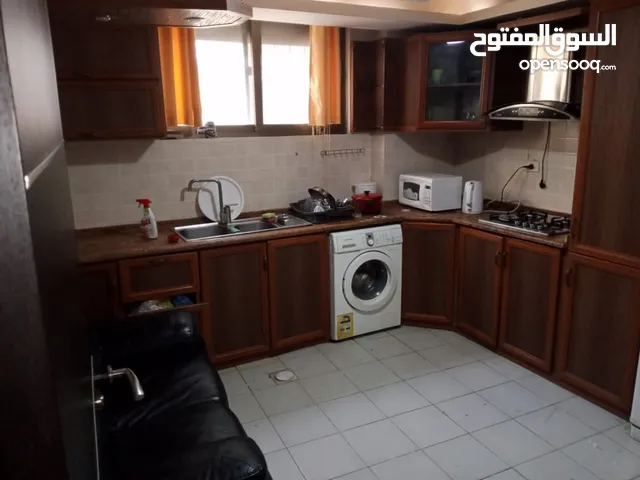 شقه ضاحيه الرشيد مفروشه