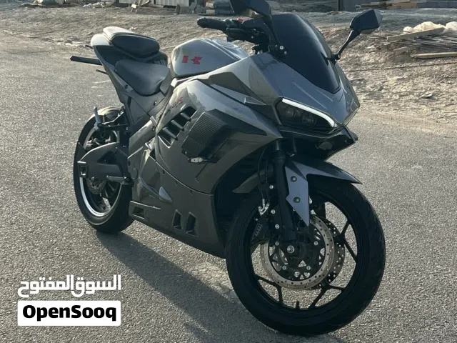 2025 Honda CB1000R