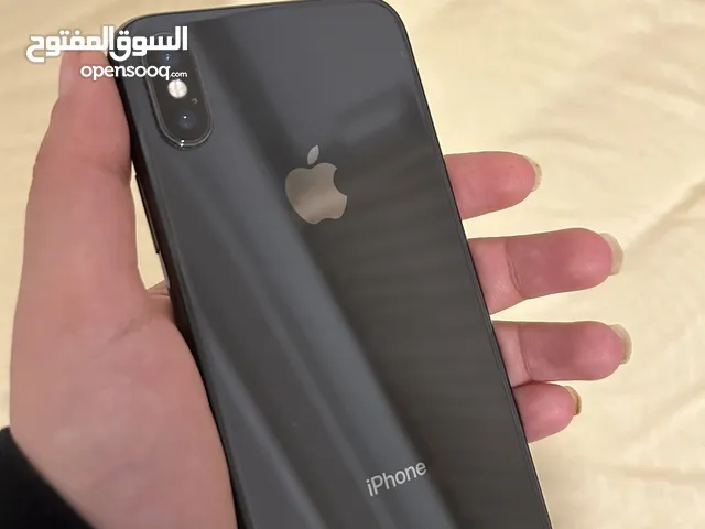 Apple iPhone X 64 GB in Amman