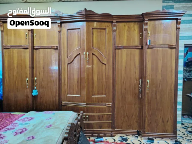 غرفة نوم نضيفه 90 ٪ خشب عراقي صاج