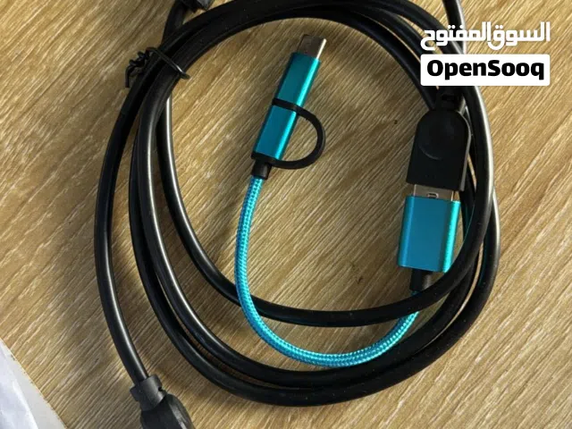 طابعه نضيفه وشغاله كلشي ما بيهه وياهه كيبل يربط بنقال وطابعه