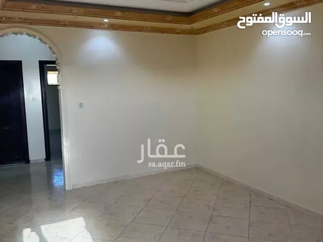 120 m2 4 Bedrooms Apartments for Rent in Jeddah Al Aziziyah