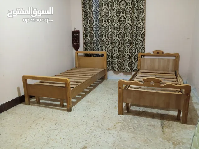 تخوت مفرد خشب زان للبيع بسعر 50عمان