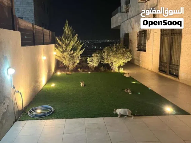 شقة مع تراس واسع وإطلالة رائعة للبيع