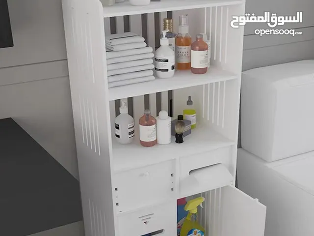 ستاند الحمام العصري PVC اناقة ونظام في قطعة وحدة  تصميم انيق باللون الأبيض يضيف لمسة فخمة لأي زاوية