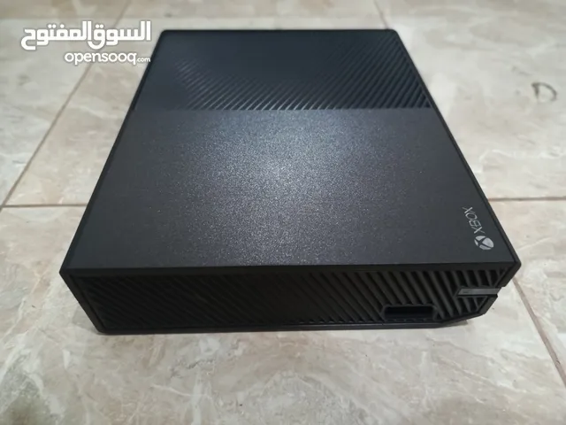 Xbox one بحالة الجديد تماماً