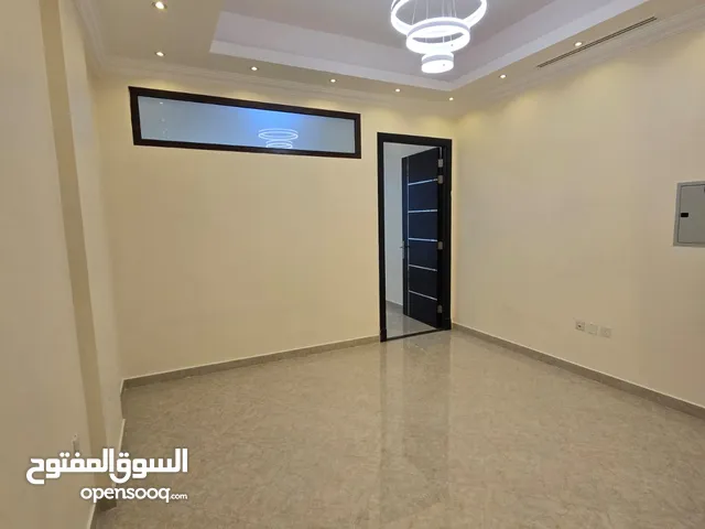 1000 ft 1 Bedroom Apartments for Rent in Ajman Al Rawda