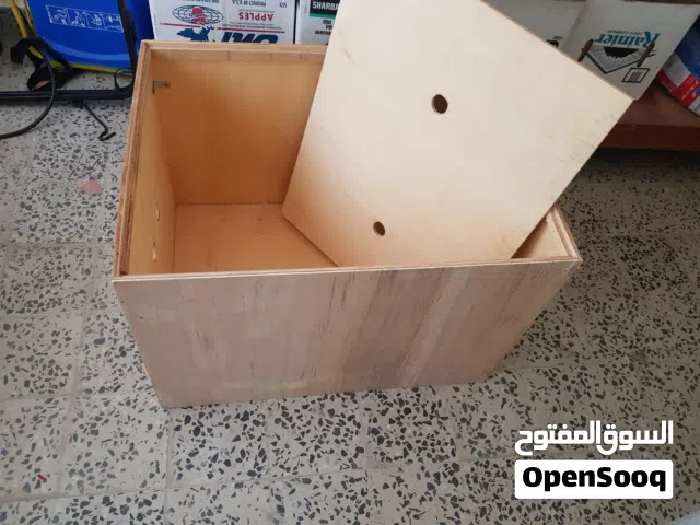 صندوق خشبي مصنوع يدويًا من الخشب للبيع