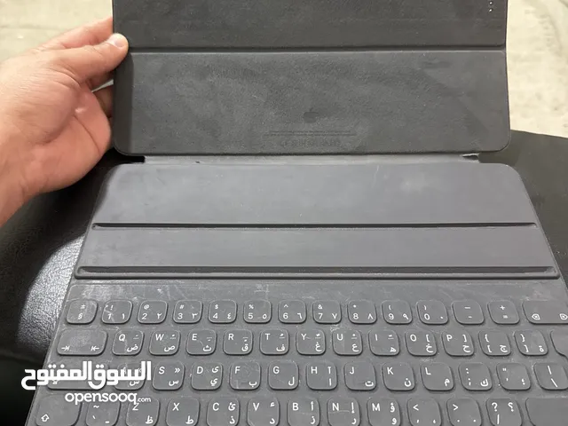 ماجيك كيبورد ايباد برو 12.9 انش بحالة ممتازة (لوحات كثيرة شوف الموديل إللي يناسبك)