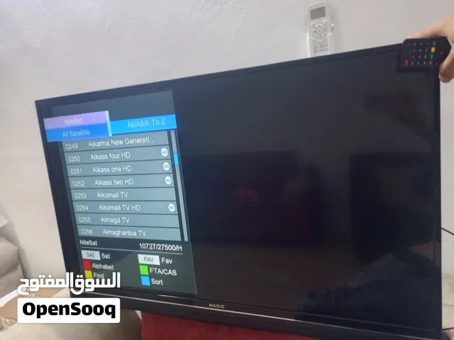 شاشه ماجيك 43 بوصه ال اي دي مش سمارت مستعمله استعمال خفيف  شغاله 100% ما فيها ولا عيب ولا خراب