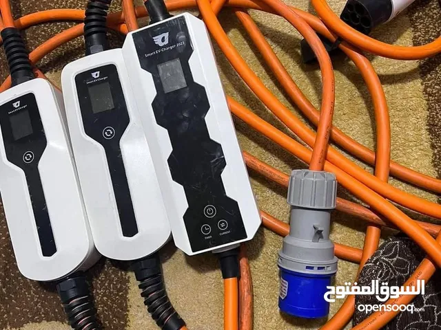 شواحن لجميع انواع سيارات شاحن مع كفاله