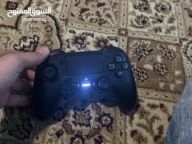 Nacon asymmetric ps4 controller perfect condition