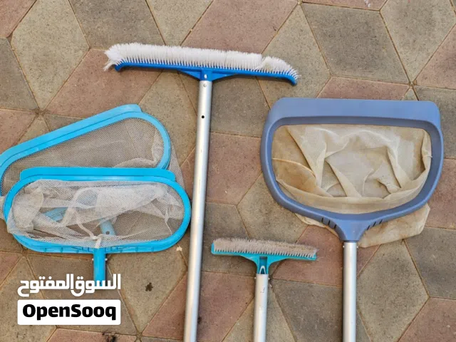Pool brush and skimmer net