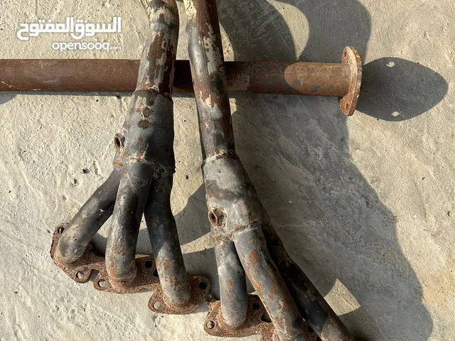 للبيع هيدرز نضيف بدون تنسيم وجودته ممتازه يركب 4800