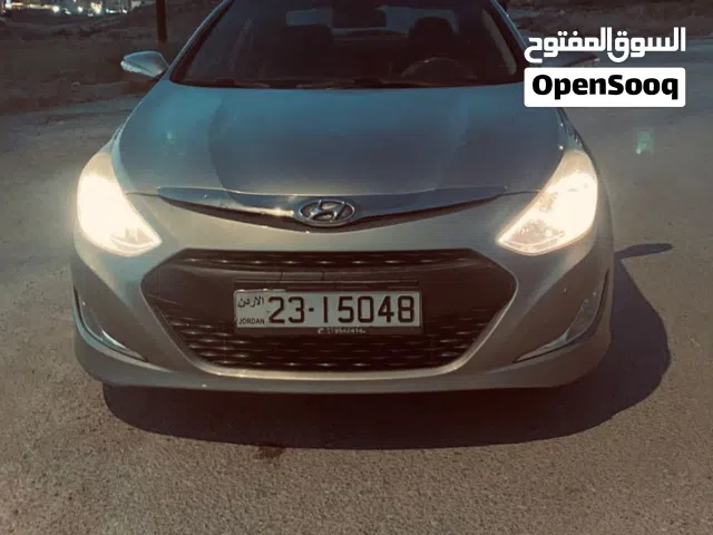 2012 هيونداي سوناتا Limited