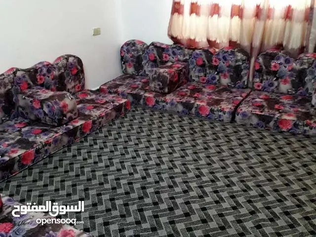 80 m2 3 Bedrooms Townhouse for Rent in Zarqa Al Zawahra
