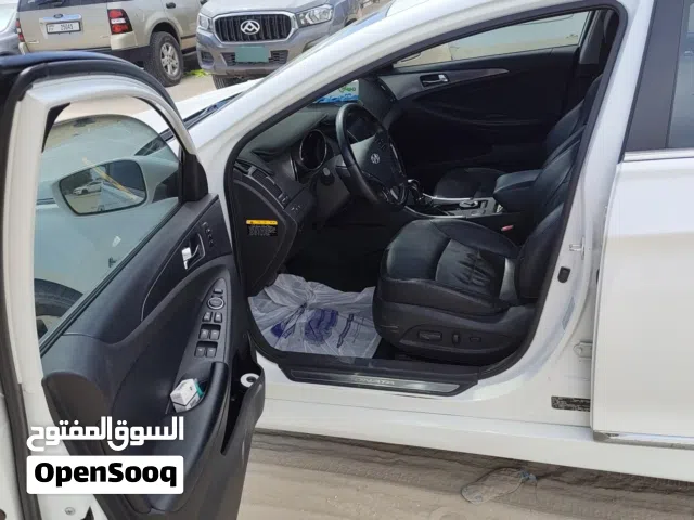 Used Hyundai Sonata in Sharjah