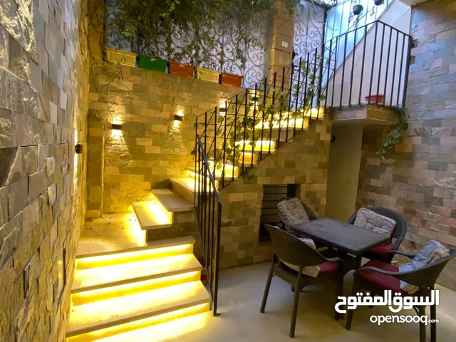 180 m2 3 Bedrooms Apartments for Sale in Cairo Zahraa Al Maadi