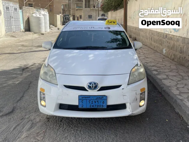 2010 تويوتا بريوس Prius