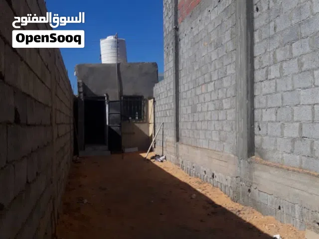 محل للايجار مساحة 100م يصلح جميع المهن عين زارة طريق الابيار على الرئيسي