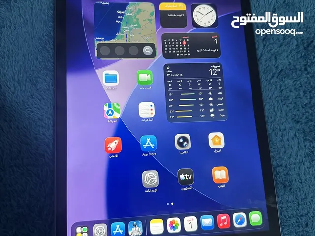 ايباد الجيل الثامن (8) شبه جديد استعمال خفيف 128 g تحديث اخر صدار جهاز مليون بالمية متوفر توصيل