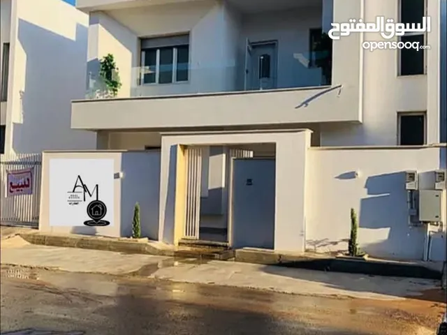 400 m2 More than 6 bedrooms Villa for Sale in Tripoli Al-Serraj