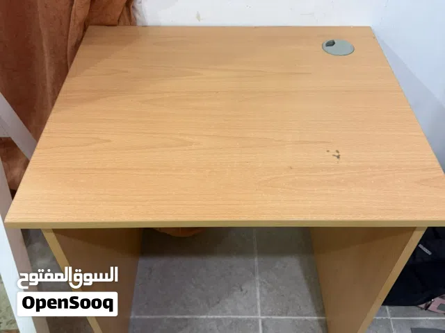 مكتب صغير للأطفال