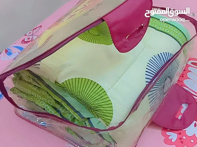 للبيع بطانيات جديده ام الفرو نفرين عدد6