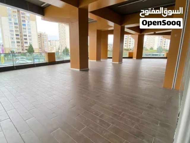 طابق ثاني للإيجار على شارع الريان سنتر