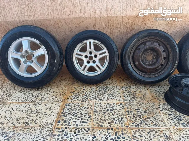 ديسكوات كروم للسانتافي والسبورتاج والغطاء الخلفي (الستارة) لشنطة الجرينة واقمم اشكال واحجام مختلفة