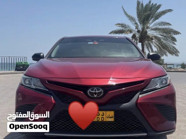 2019 تويوتا كامري SE