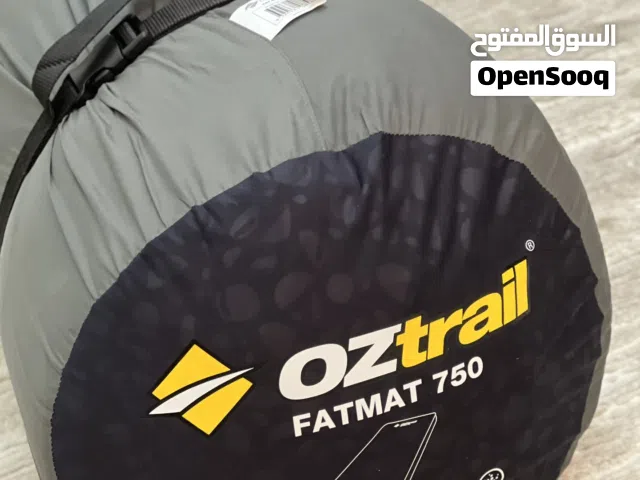فرشة تخييم من نوع Oztrail FatMat 750