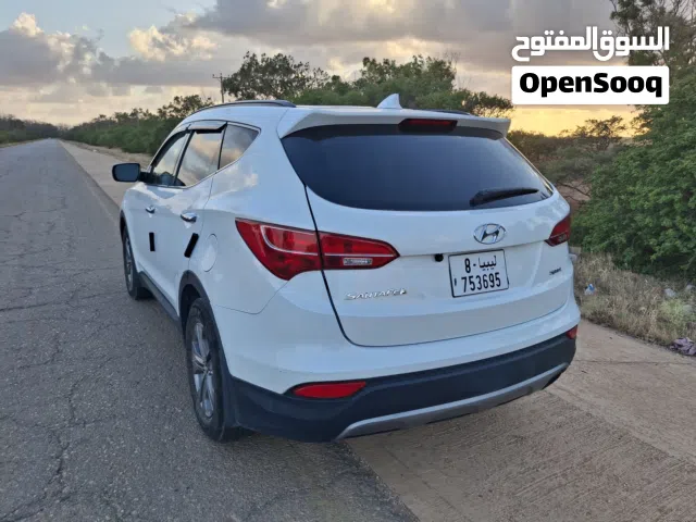 2014 هيونداي سنتافي Standard
