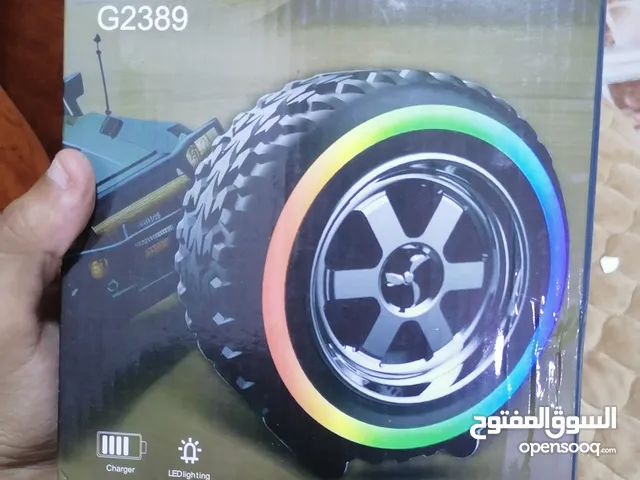 سبيكر صوت واضح جداً حجم ثقيل وكبير