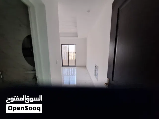 بناية سكنية تجارية للبيع  12 شقة و4 محلات  دخل 550 ألف سنوياً  6.3 مليون درهم