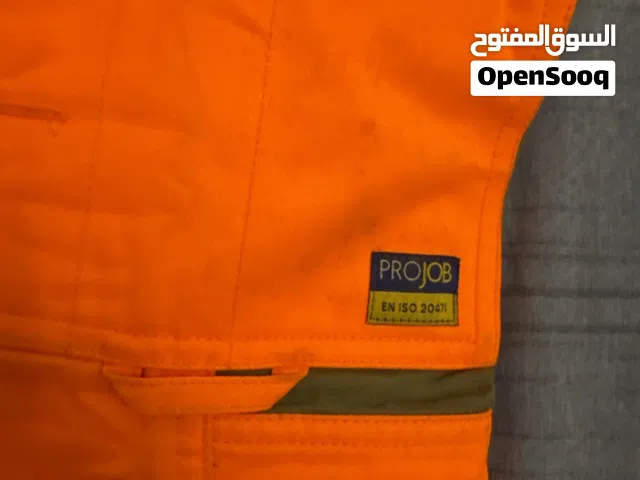 جاكيتات عدد 2 وبنطلونات للدراجات مع كسارات للشتاء والصيف وبنطلون مميز