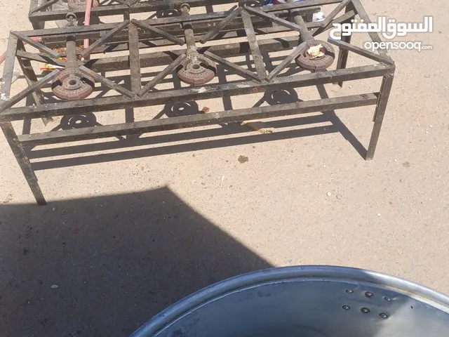 قدور طبخ وغازات