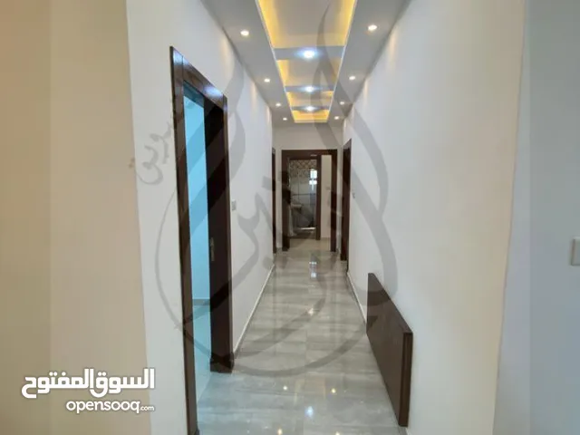 220 m2 3 Bedrooms Apartments for Sale in Amman Tabarboor