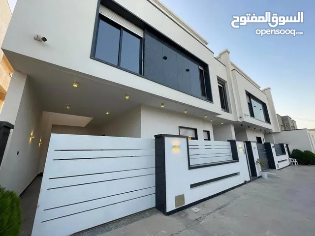 345 m2 More than 6 bedrooms Villa for Sale in Tripoli Al-Sabaa