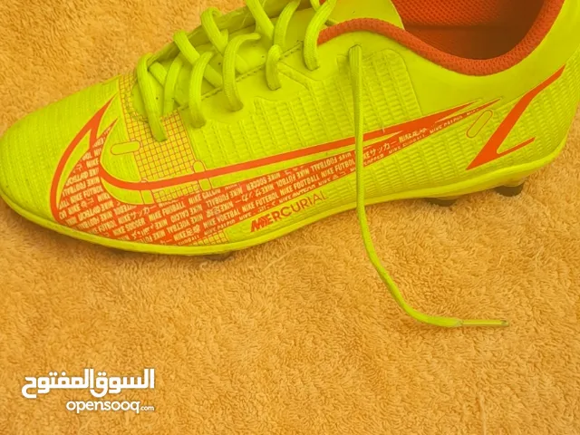 crampon nike