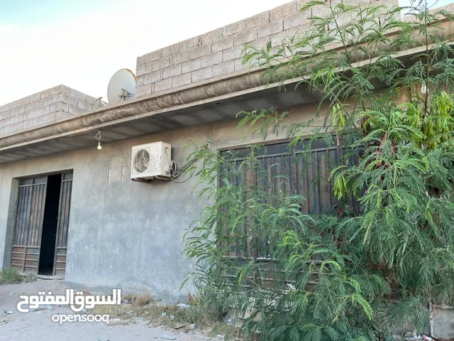 مخزن للايجار ااجهانات بالقرب من شارع الاذاعة