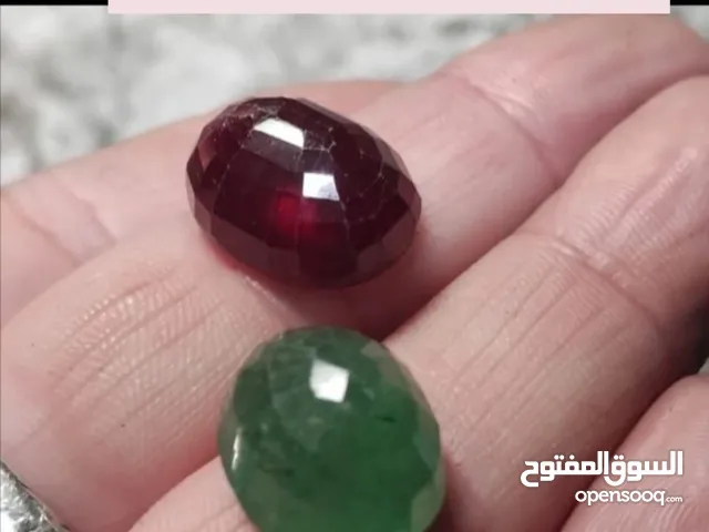 أحجار طبيعية